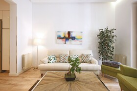 Reina Sofía Boutique by Madflats Collection