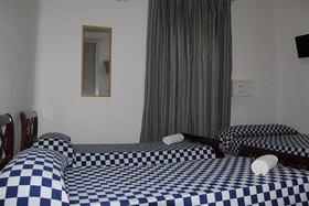 Casa De Huespedes Lemus