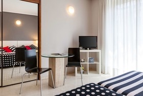 Sercotel Esentia Togumar