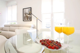 Sofía by Madflats Collection