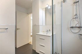 Sofía by Madflats Collection