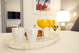 Sofía by Madflats Collection