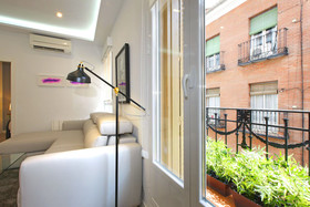 Sofía by Madflats Collection