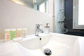 Sofía by Madflats Collection