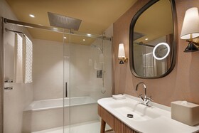 The Westin Madrid Cuzco