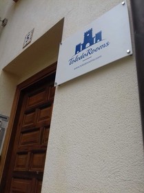 Toledo Rooms