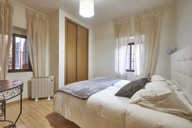Toledo Rooms