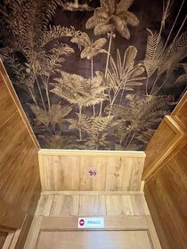 Velvet Hostels