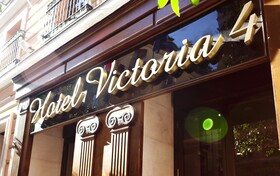 Victoria IV