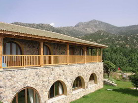 La Sierra by Selecta
