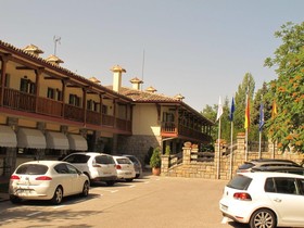 Hacienda Los Robles