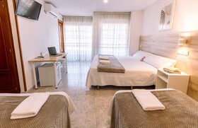 Hostal Gran Via