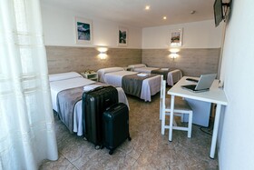 Hostal Gran Via