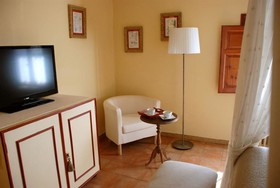 La Casona De Éboli
