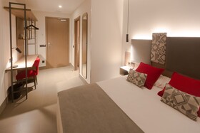 Hotel UrbanA +++ Tres Cantos