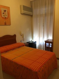 Hostal Cervantes