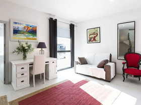 Residence by G Can Rochet