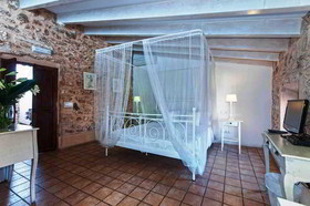 Ca’n Pere Hotel