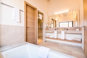 Carrossa Resort Spa & Villas