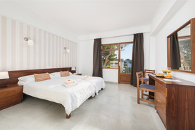 Hotel Santanyi Port