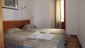 Apartamentos Monac Beach