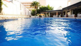 Hoteles & Apartamentos La Santa Maria
