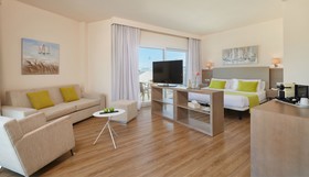 Hotel Sabina & Suites