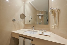 Hotel Sabina & Suites