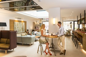 Kyrat Amarac Suites