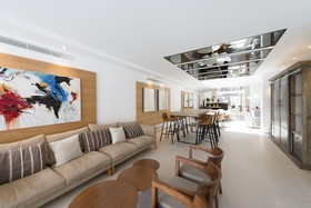 Kyrat Amarac Suites