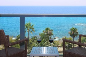 Marins Suites