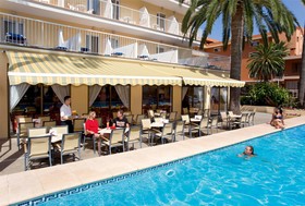 Universal Hotel Bikini
