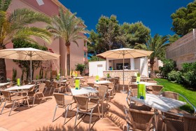 Green Garden Aparthotel