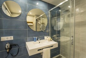 Parque Nereida Suites Hotel