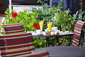 Hotel Serrano Palace