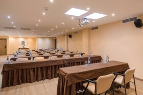 Alua Gran Camp de Mar