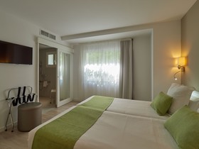 BQ Hotel Amfora Beach Hotel