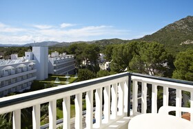 Universal Hotel Laguna