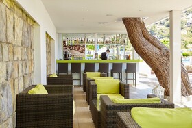 Universal Hotel Laguna