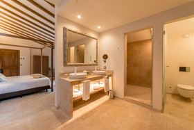 Hotel Creu de Tau Art & Spa