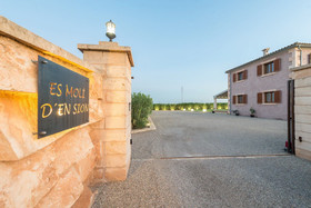 Es Moli D'en Sion