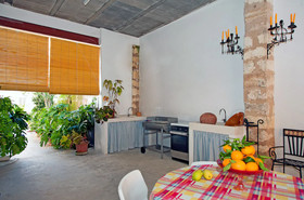 Townhouse Can Peret