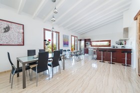 Villa Serral