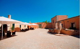 Bennoc Petit Hotel