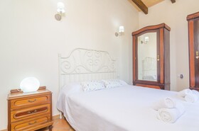 Cas Padri Des Caparó
