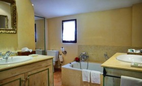 Rotana La Reserva