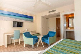 Valentin Somni Hotel & Suites