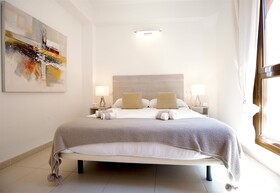 La Lonja Homes
