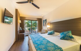 Hotel Riu Bravo
