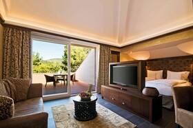 Lindner Hotel Mallorca Portals Nous, part of JdV by Hyatt